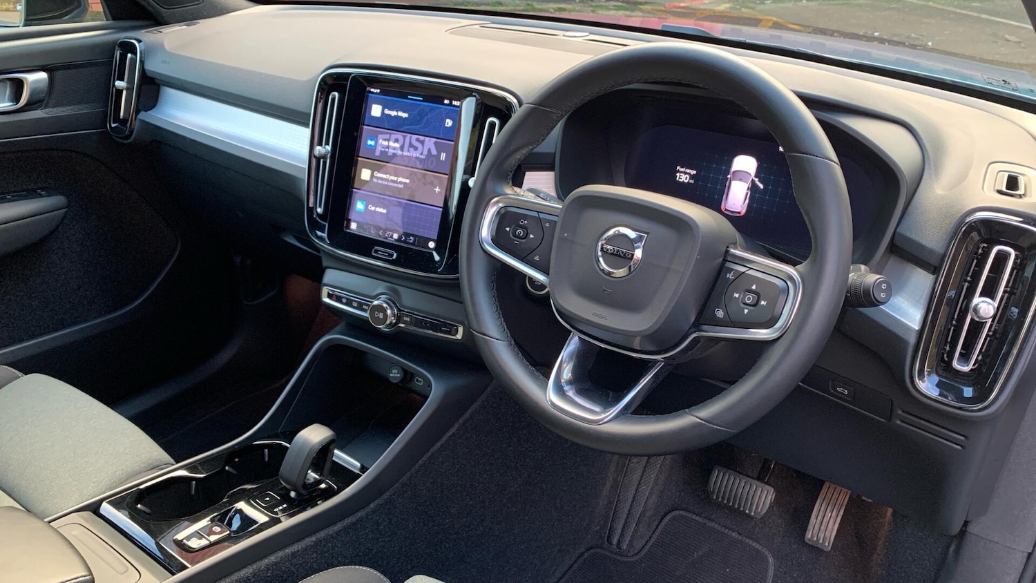 Used Volvo XC40 2023 for sale - 77202559: Photo 4