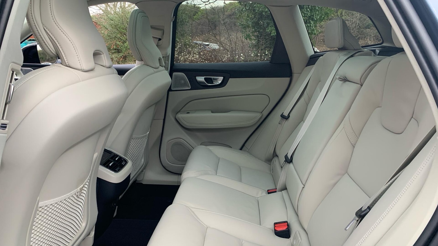 Used Volvo XC60 2025 for sale - 77304888: Photo 32