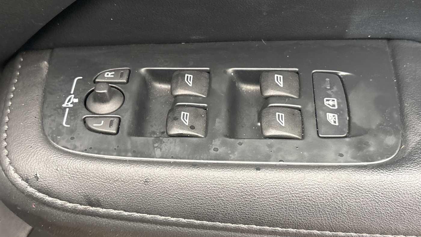 Used Volvo V60 for sale - 77344386: Photo 14