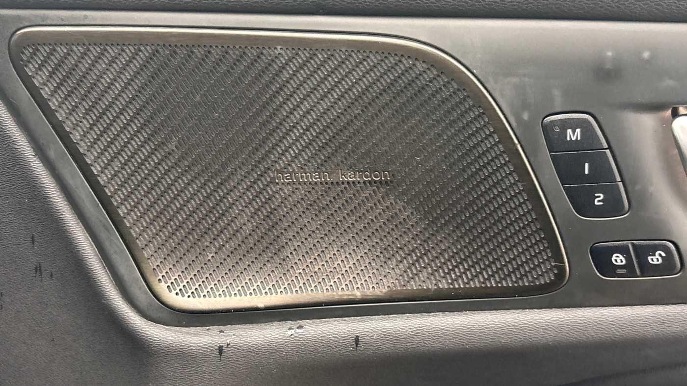 Used Volvo V60 for sale - 77344386: Photo 16