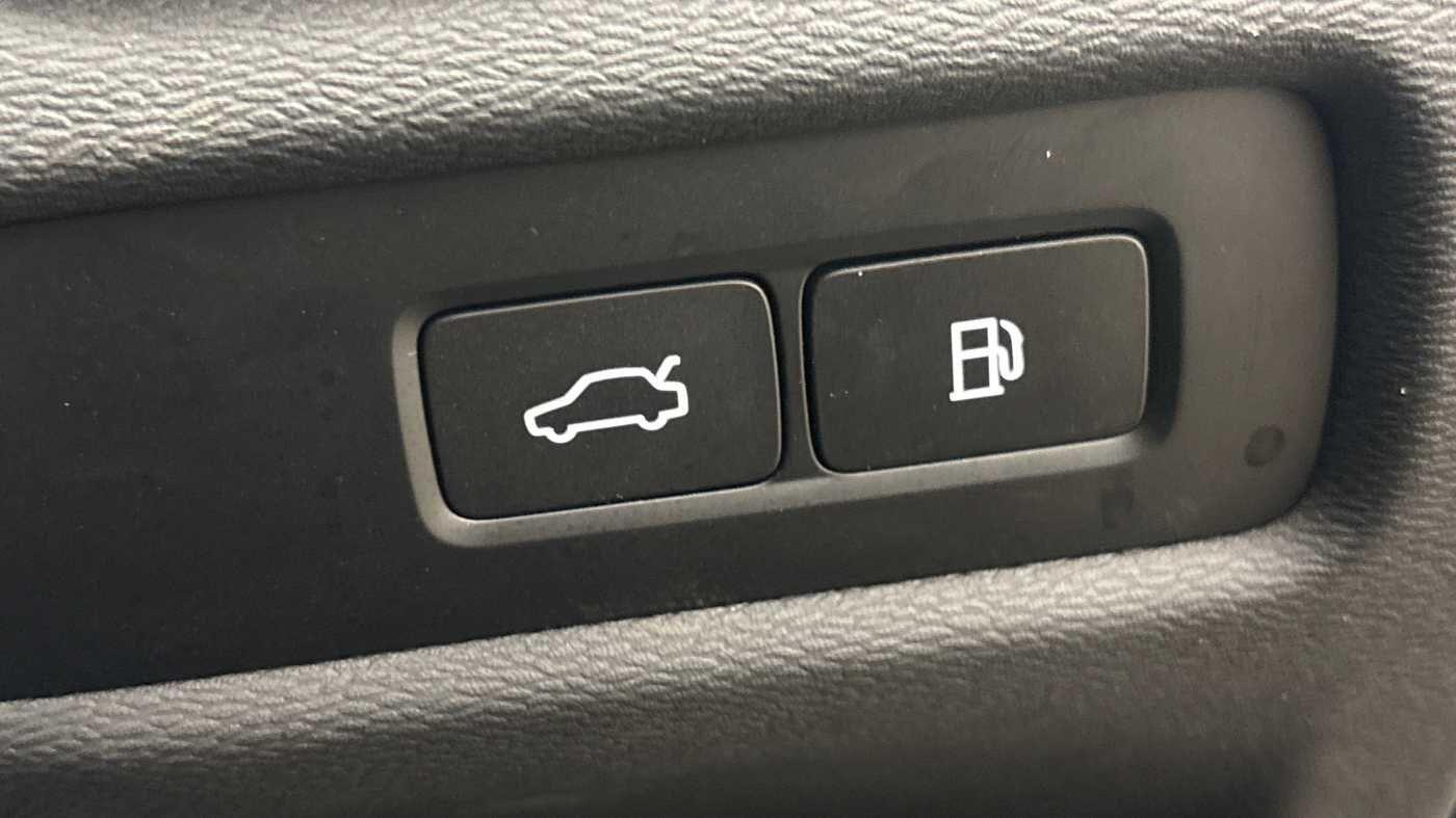 Used Volvo V60 for sale - 77344386: Photo 18