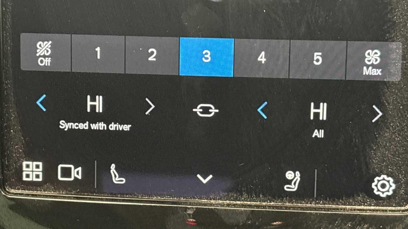 Used Volvo V60 for sale - 77344386: Photo 32