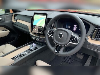 Used Volvo XC60 2026 for sale - 78318538: Photo