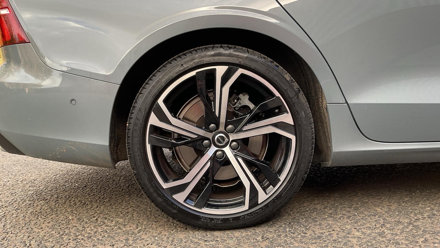 Used Volvo S60 2023 for sale - 76585329: Photo 9