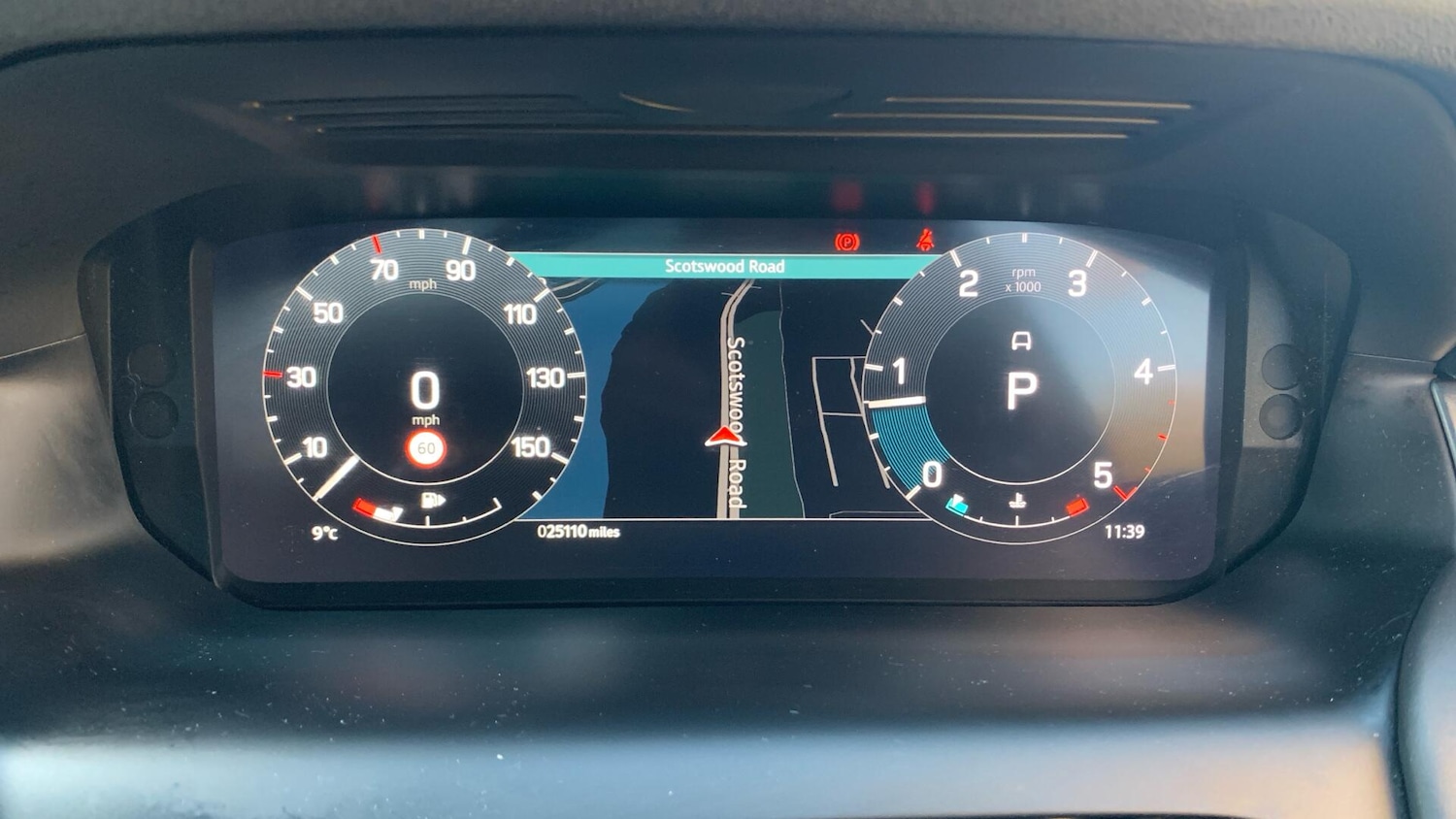 Used Land Rover Discovery Sport 2023 for sale - 76825238: Photo 11