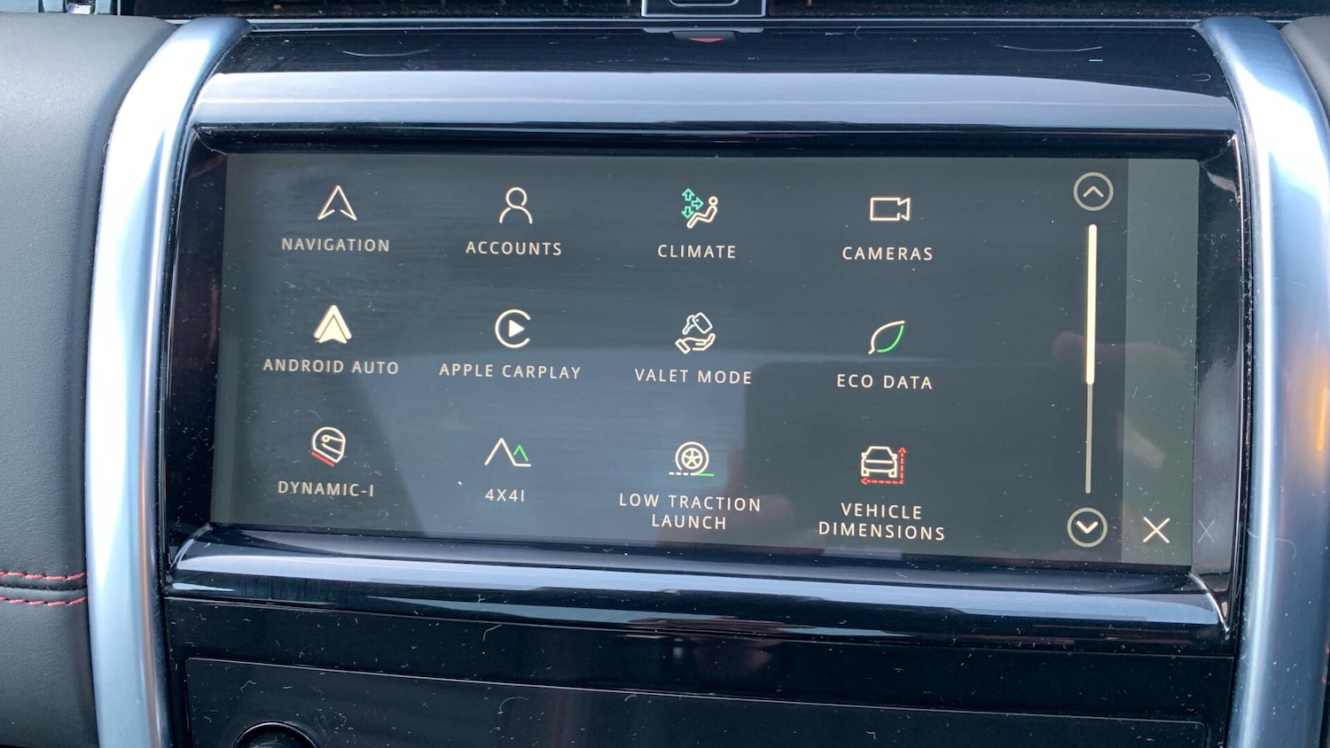 Used Land Rover Discovery Sport 2023 for sale - 76825238: Photo 12