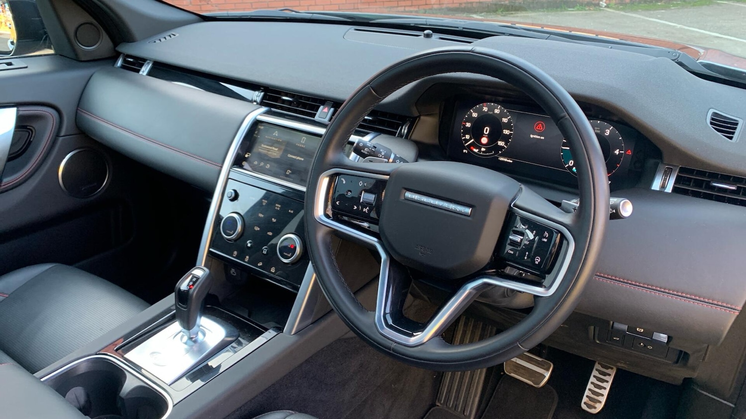 Used Land Rover Discovery Sport 2023 for sale - 76825238: Photo 4