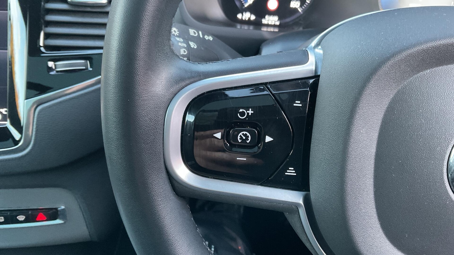 Used Volvo XC90 2021 for sale - 76824880: Photo 22