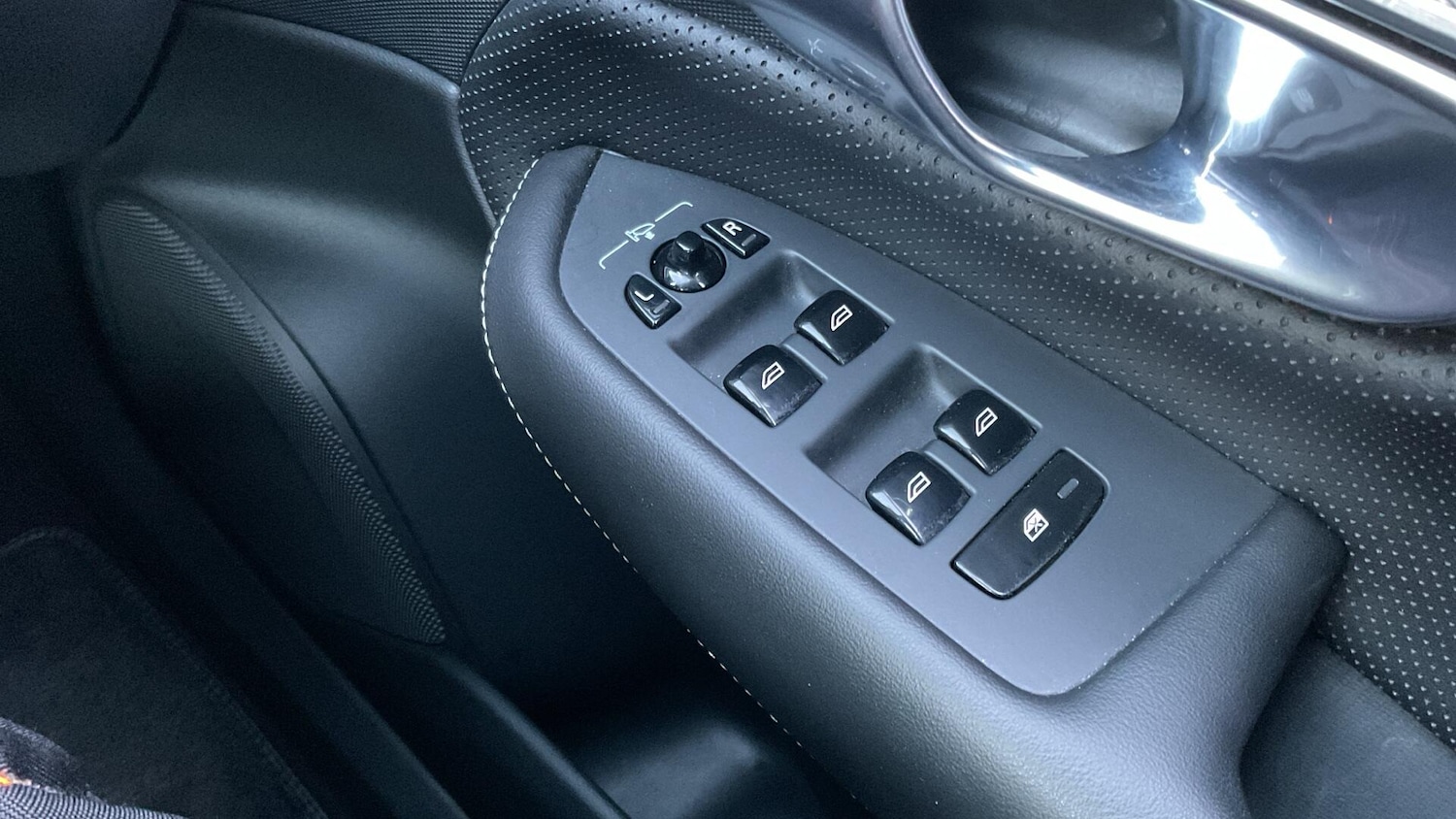 Used Volvo XC90 2021 for sale - 76824880: Photo 25