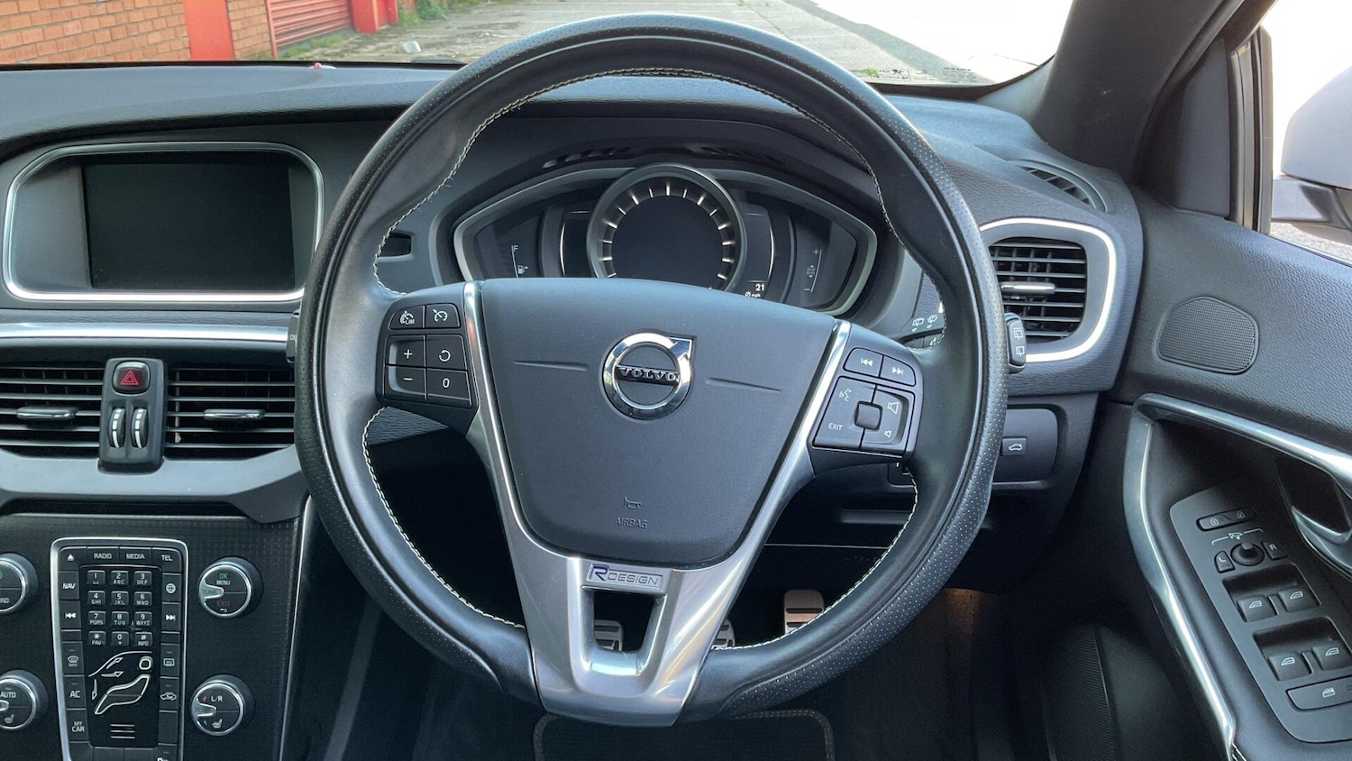 Used Volvo V40 for sale - 78205271: Photo 10