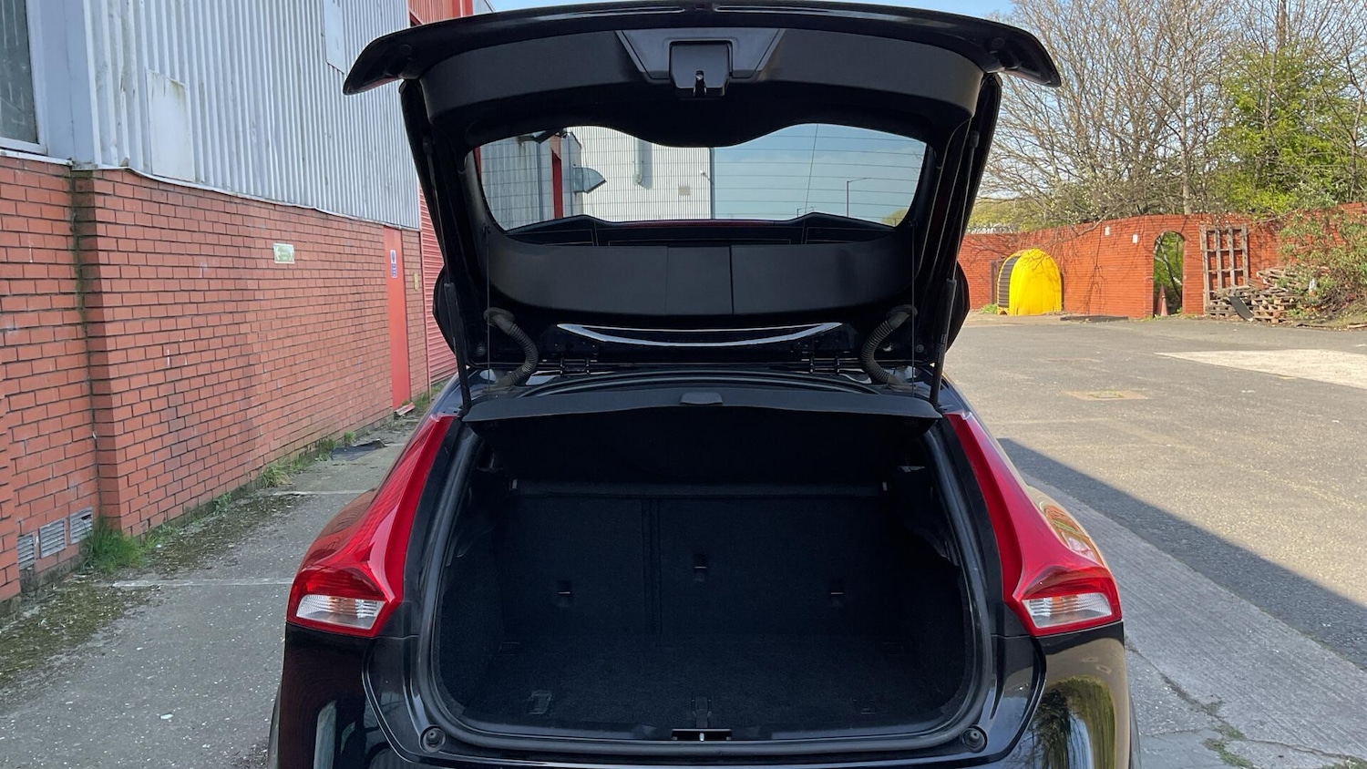 Used Volvo V40 for sale - 78205271: Photo 13