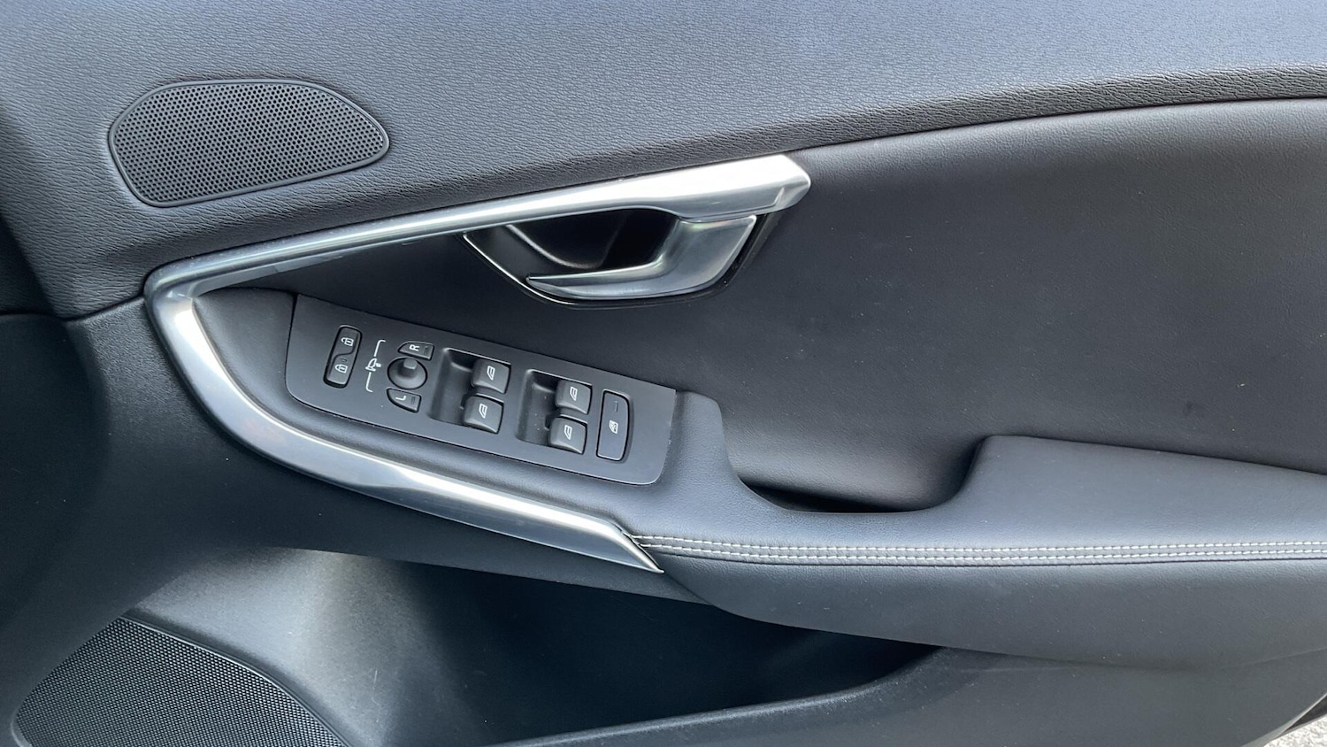 Used Volvo V40 for sale - 78205271: Photo 29