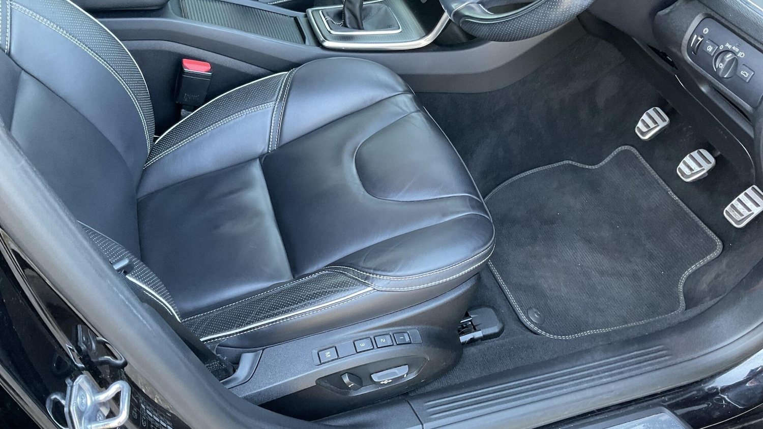 Used Volvo V40 for sale - 78205271: Photo 30