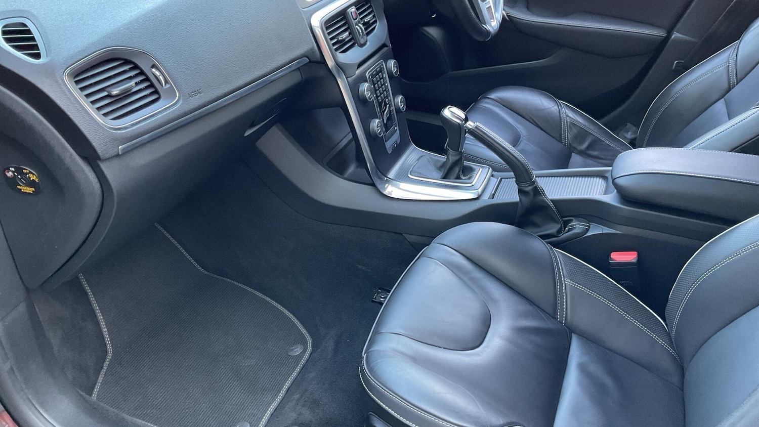 Used Volvo V40 for sale - 78205271: Photo 31