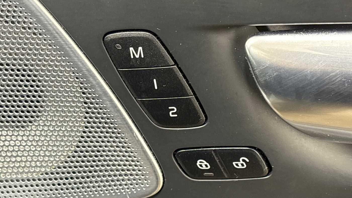 Used Volvo XC60 2025 for sale - 77304981: Photo 17