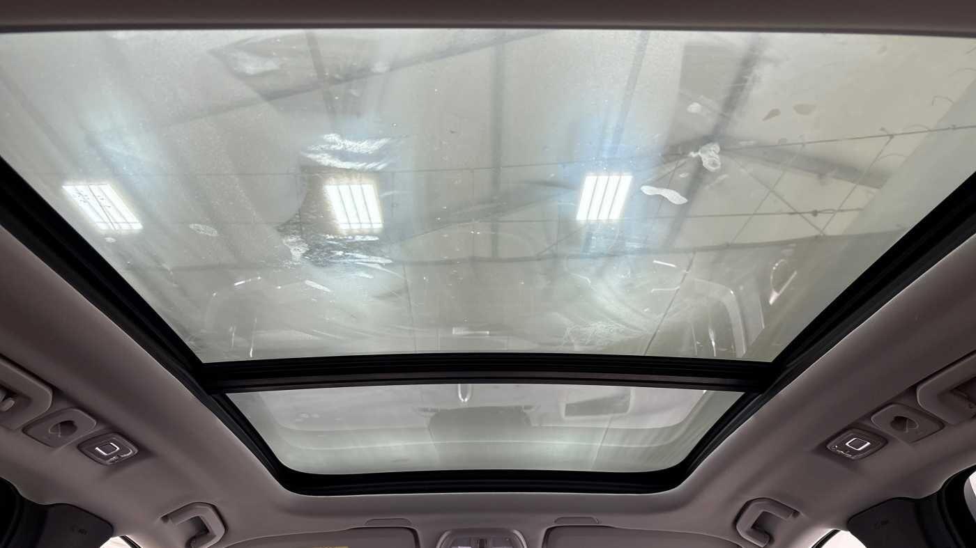 Used Volvo XC60 2025 for sale - 77304981: Photo 40