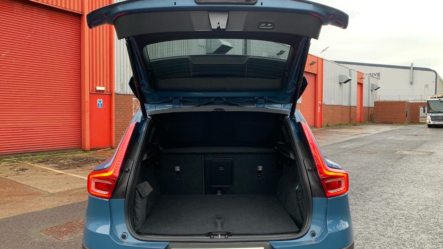 Used Volvo XC40 2024 for sale - 77081468: Photo 13