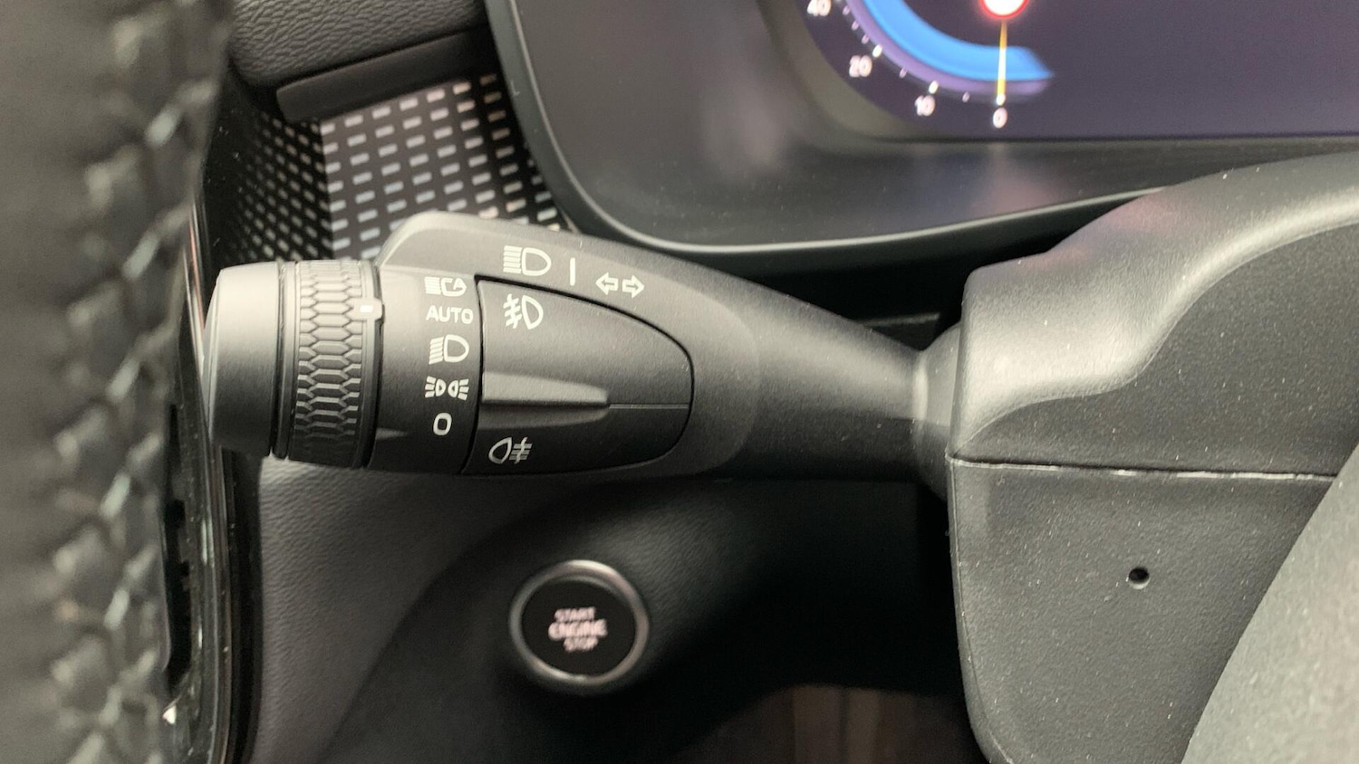 Used Volvo XC40 2024 for sale - 77081468: Photo 20