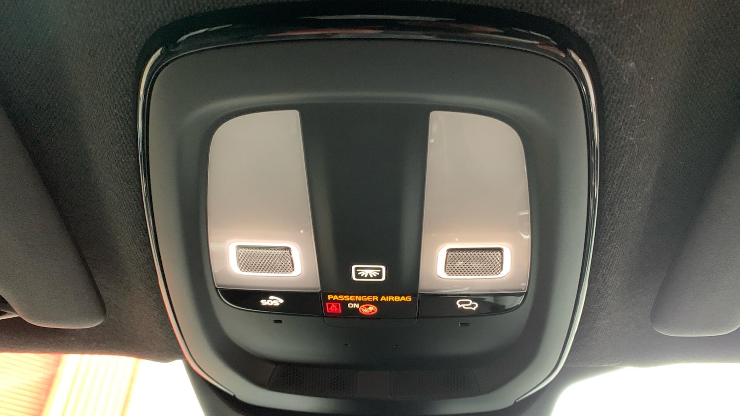 Used Volvo XC40 2024 for sale - 77081468: Photo 28