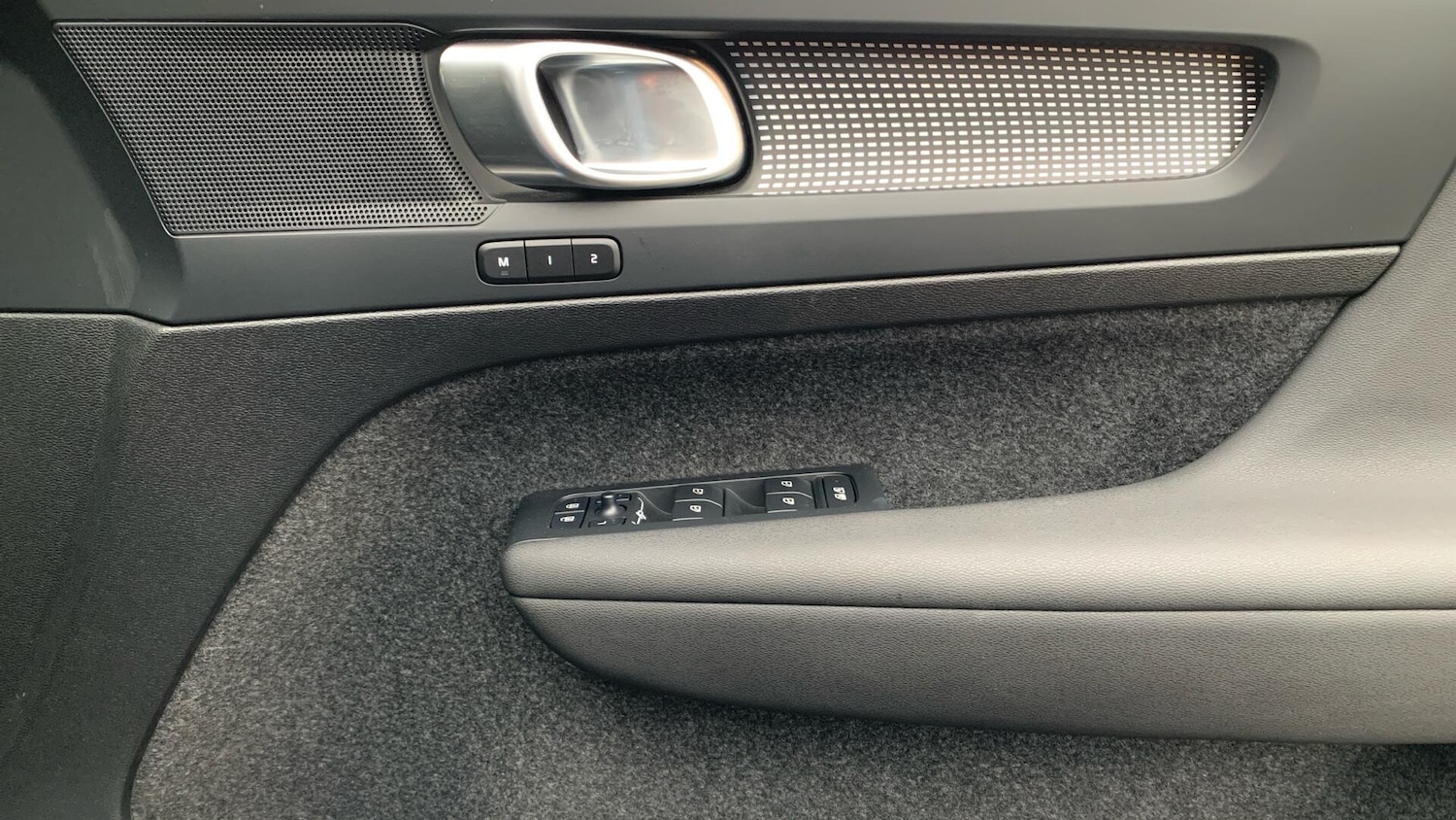 Used Volvo XC40 2024 for sale - 77081468: Photo 29