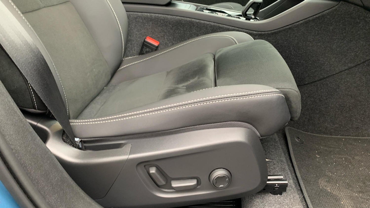 Used Volvo XC40 2024 for sale - 77081468: Photo 30