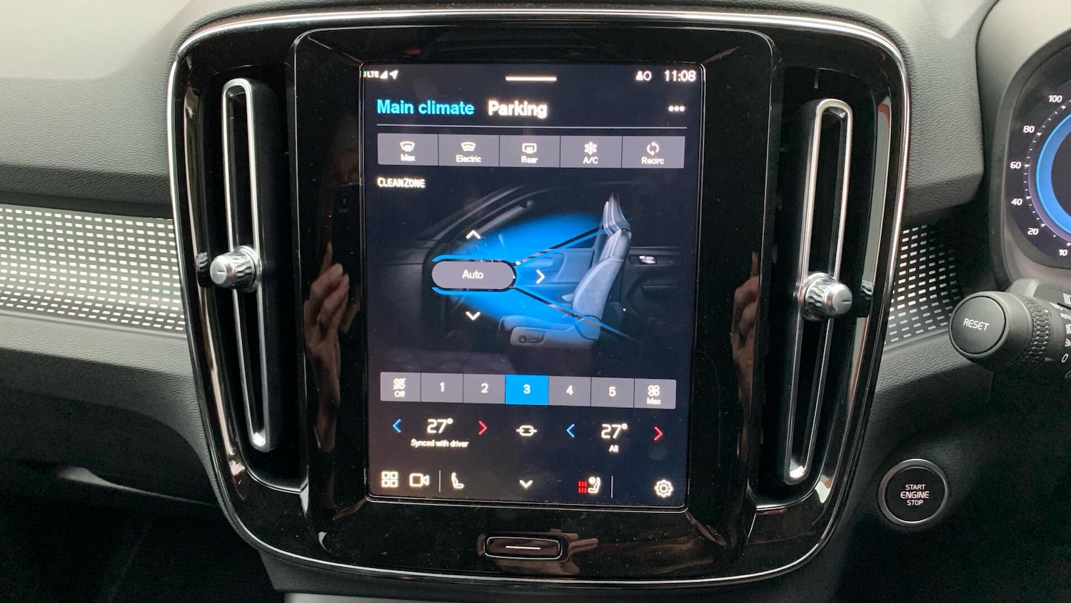 Used Volvo XC40 2024 for sale - 77081468: Photo 37