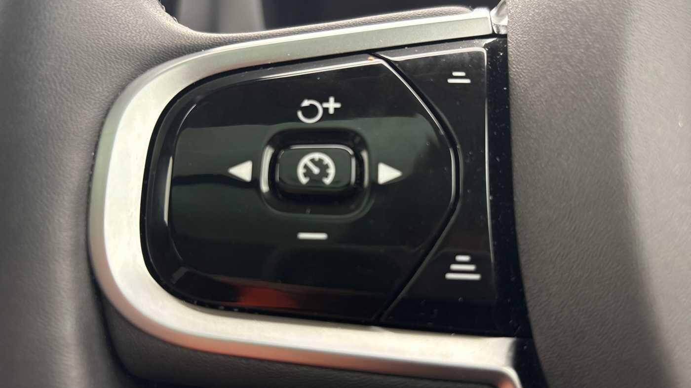 Used Volvo XC60 2024 for sale - 77202790: Photo 21