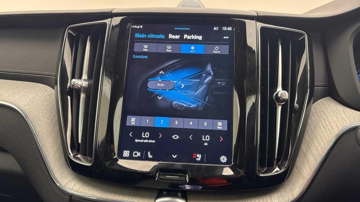 Used Volvo XC60 2024 for sale - 77202790: Photo 32