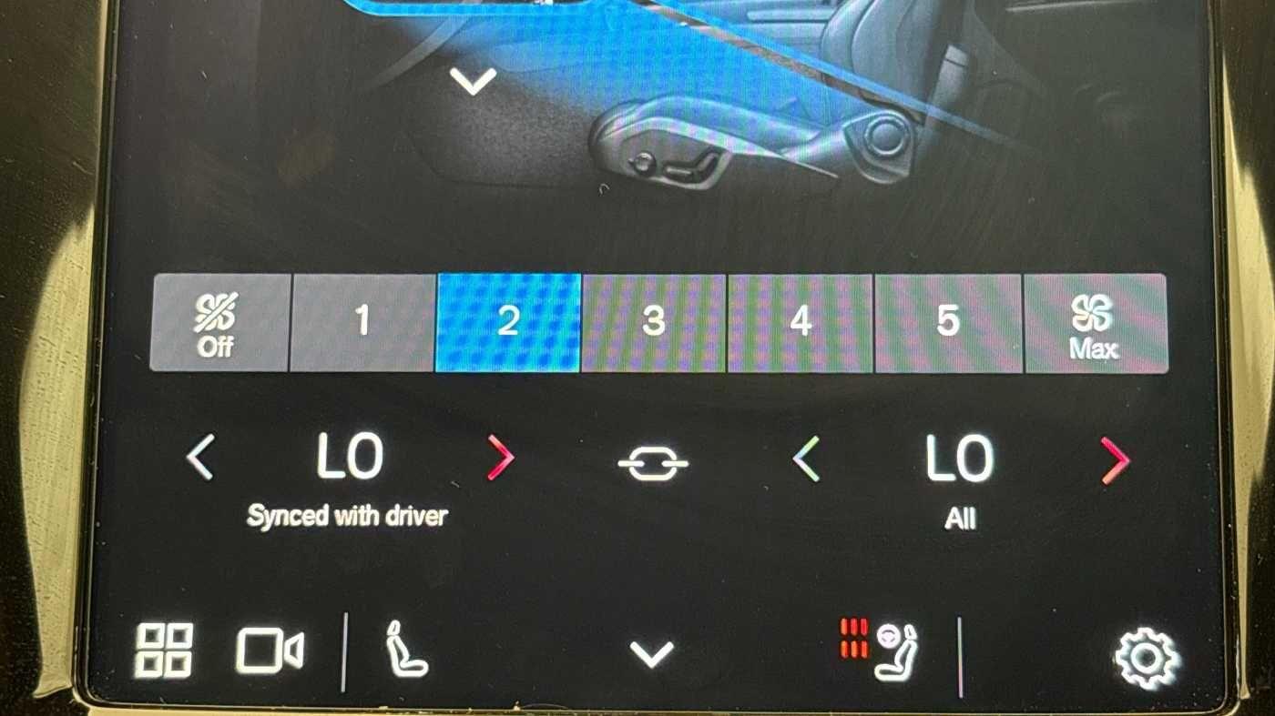 Used Volvo XC60 2024 for sale - 77202790: Photo 33