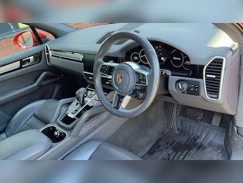 Used Porsche Cayenne 2019 for sale - 78461457: Photo