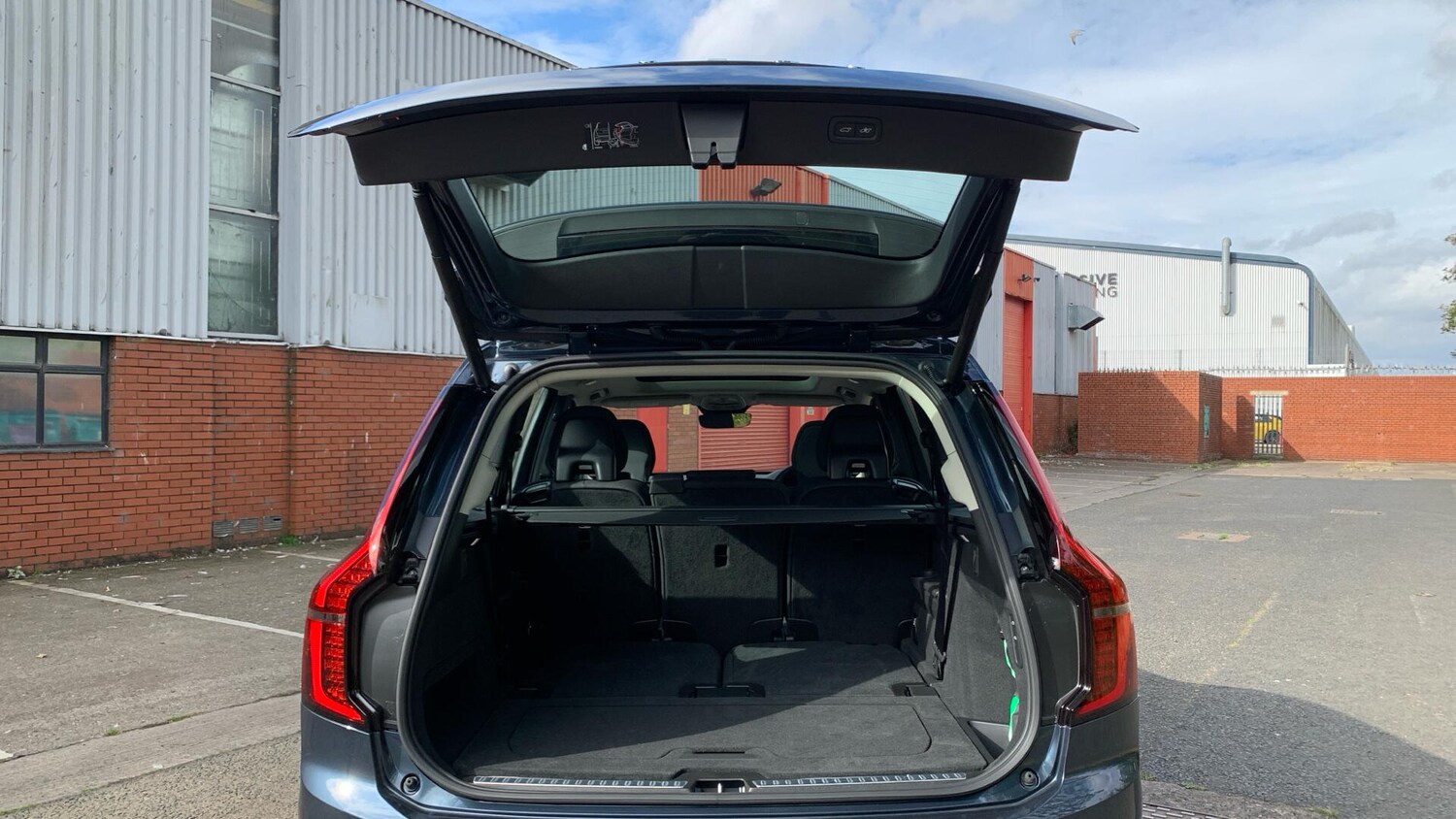 Used Volvo XC90 2025 for sale - 77497567: Photo 14