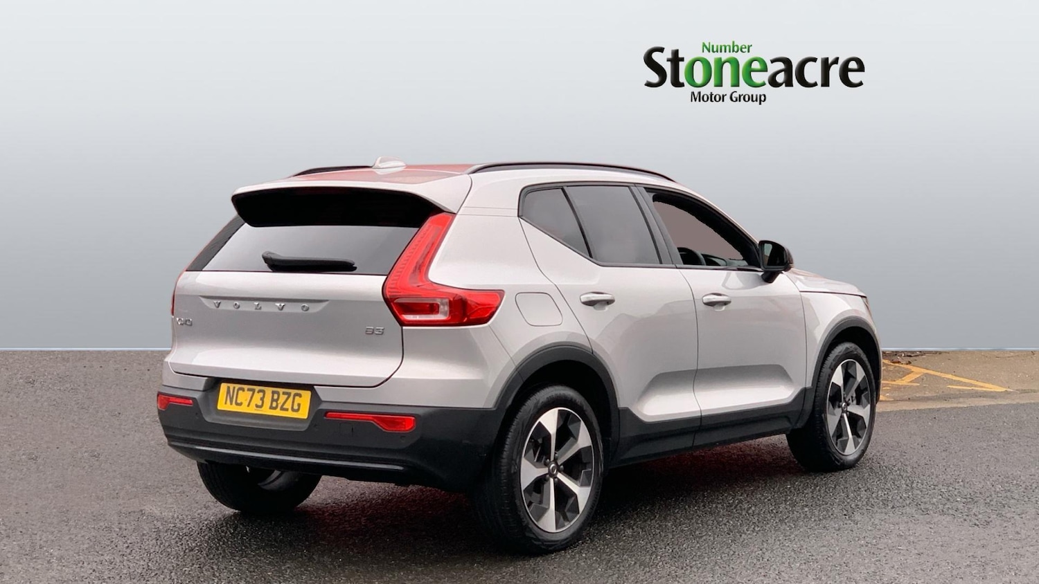 Used Volvo XC40 2024 for sale - 77202419: Photo 2