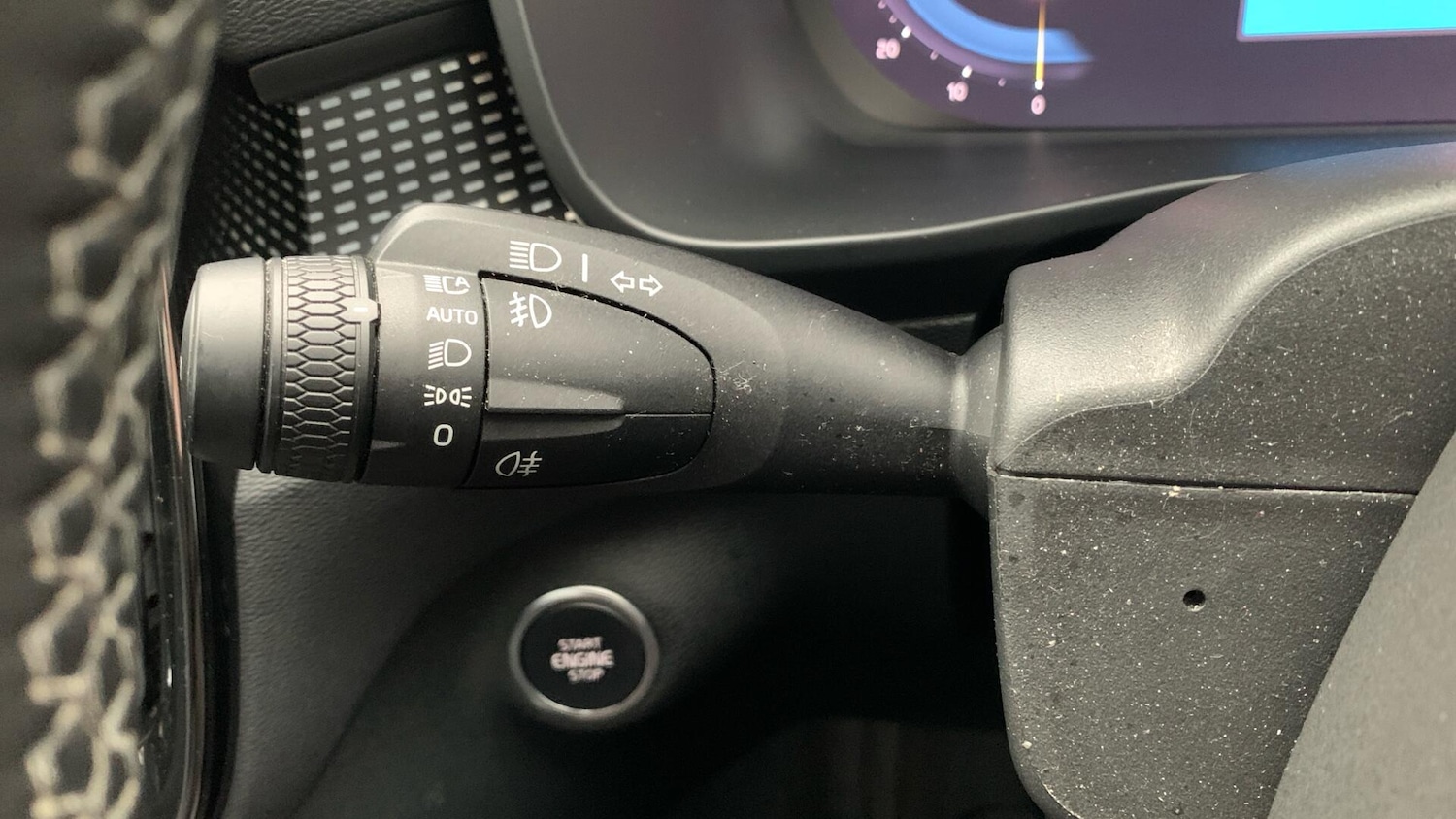 Used Volvo XC40 2024 for sale - 77202419: Photo 20