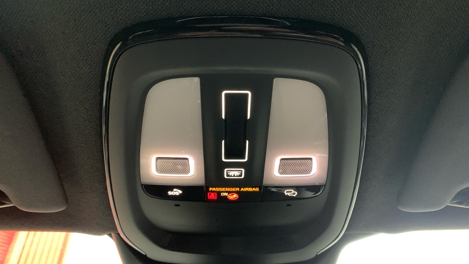 Used Volvo XC40 2024 for sale - 77202419: Photo 28