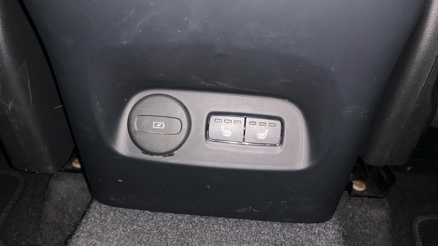 Used Volvo XC40 2024 for sale - 77202419: Photo 36