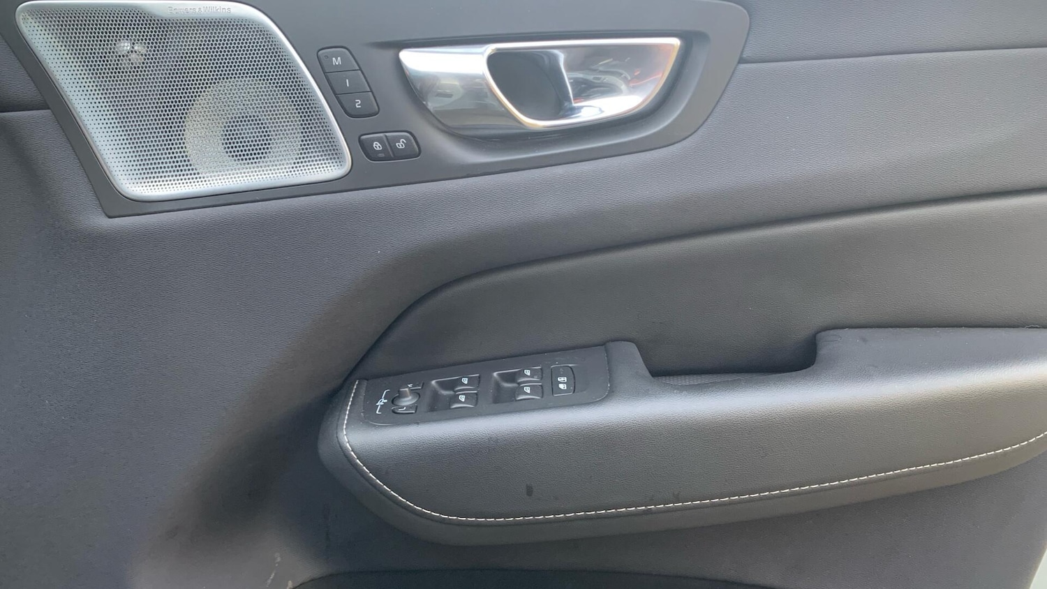 Used Volvo XC60 2024 for sale - 77143978: Photo 30