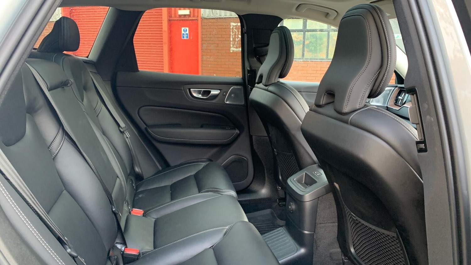 Used Volvo XC60 2024 for sale - 77143978: Photo 7