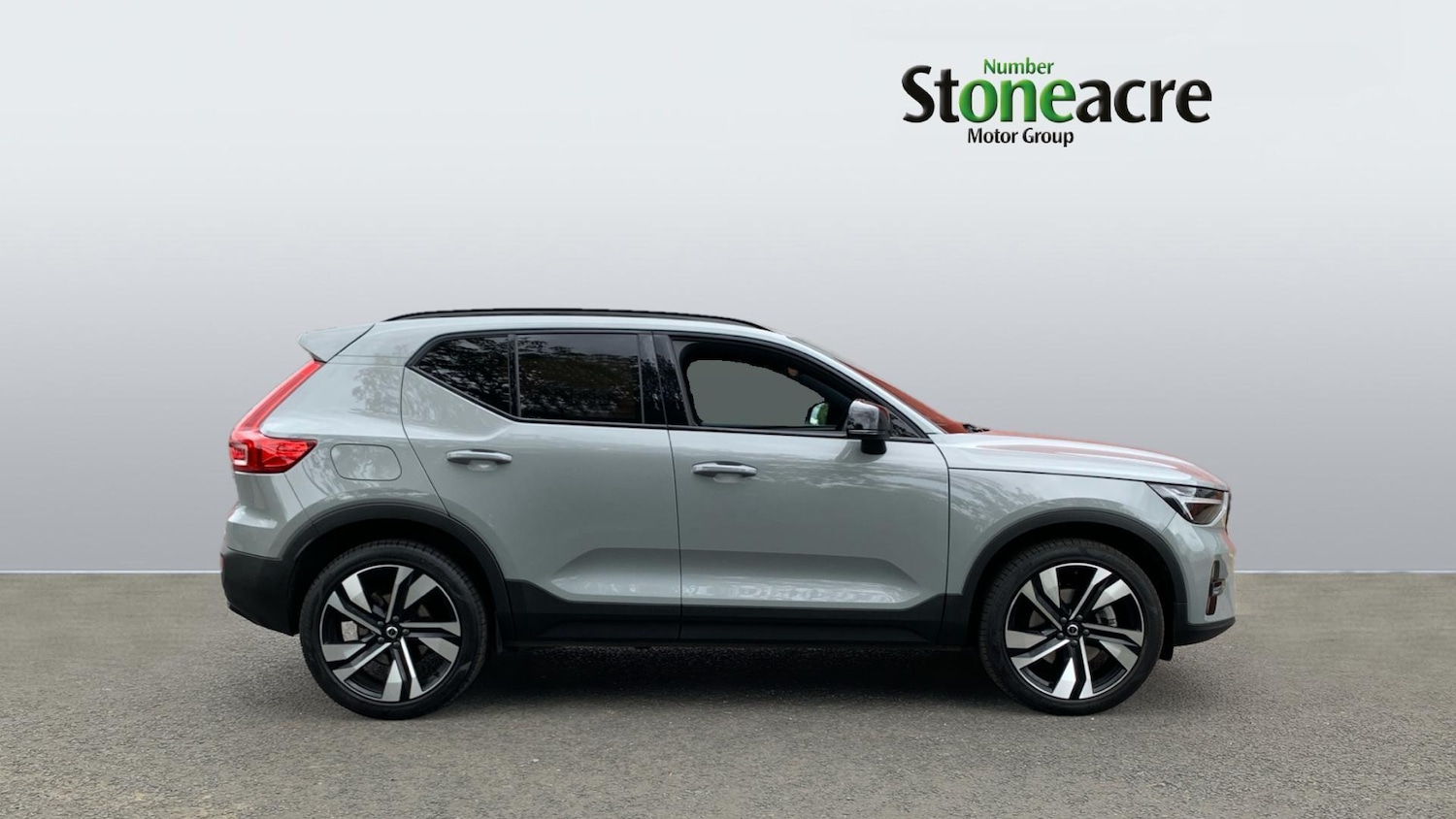 Used Volvo XC40 2024 for sale - 76865388: Photo 4