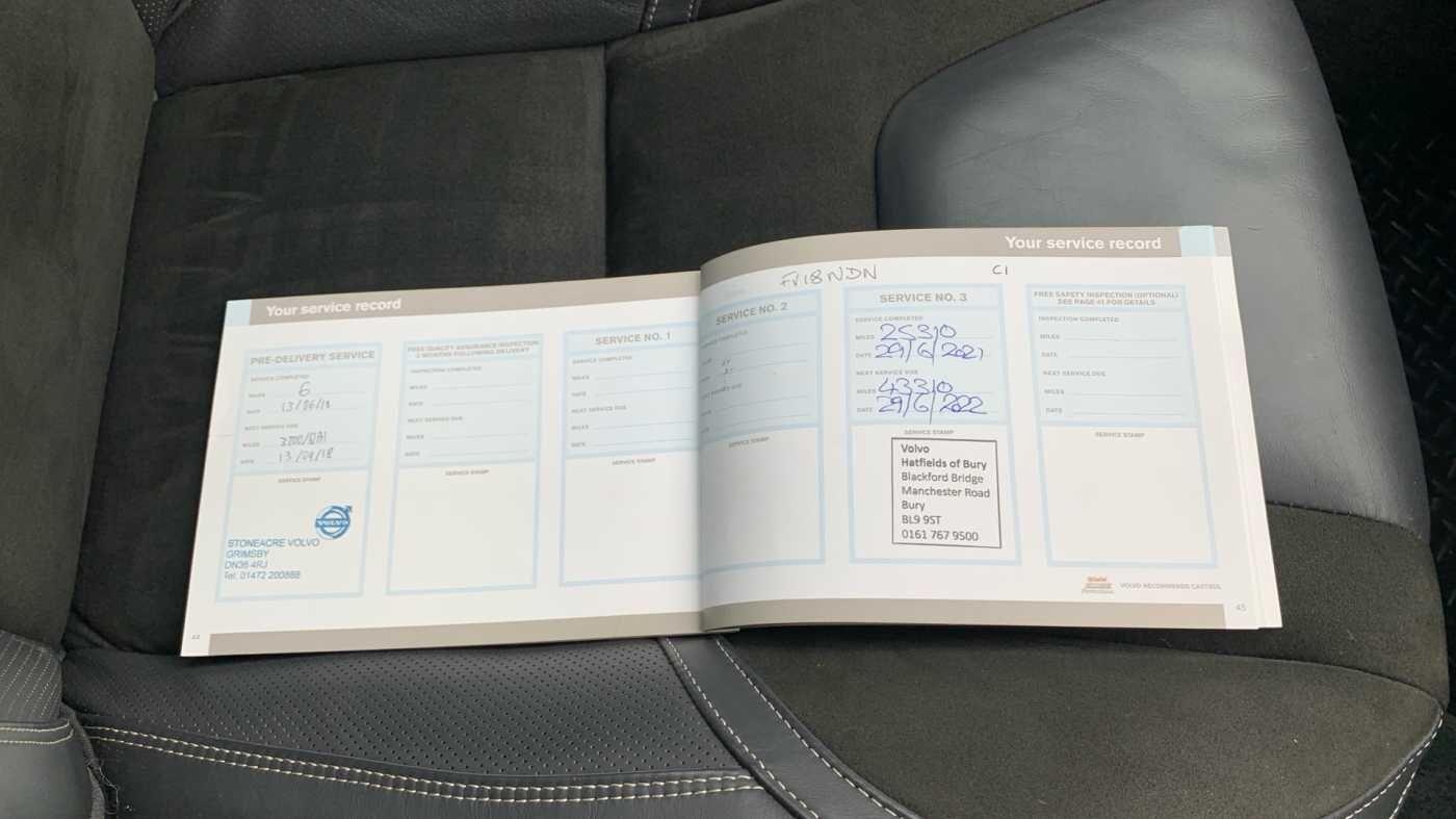 Used Volvo V60 2018 for sale - 77598223: Photo 28