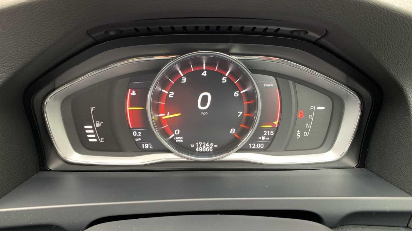 Used Volvo V60 2018 for sale - 77598223: Photo 29