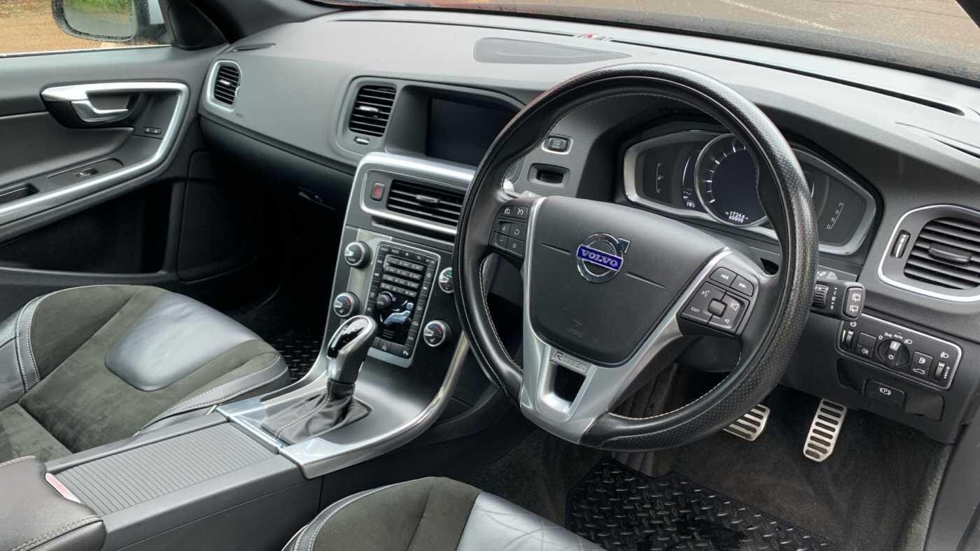 Used Volvo V60 2018 for sale - 77598223: Photo 34