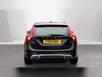 Used Volvo V60 2018 for sale - 77598223: Photo
