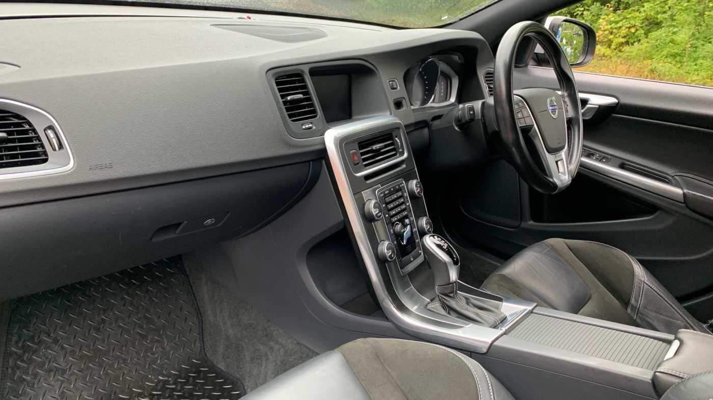 Used Volvo V60 2018 for sale - 77598223: Photo 8