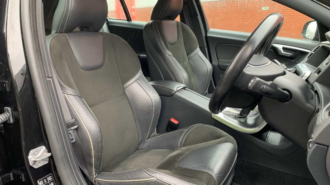 Used Volvo V60 2018 for sale - 77598223: Photo 9