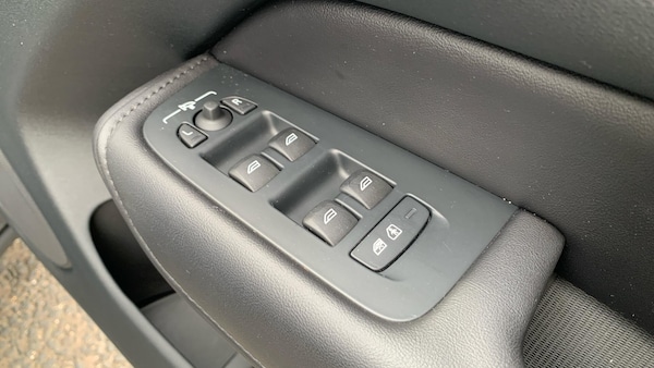 Used Volvo XC60 2022 for sale - 76227834: Photo 25