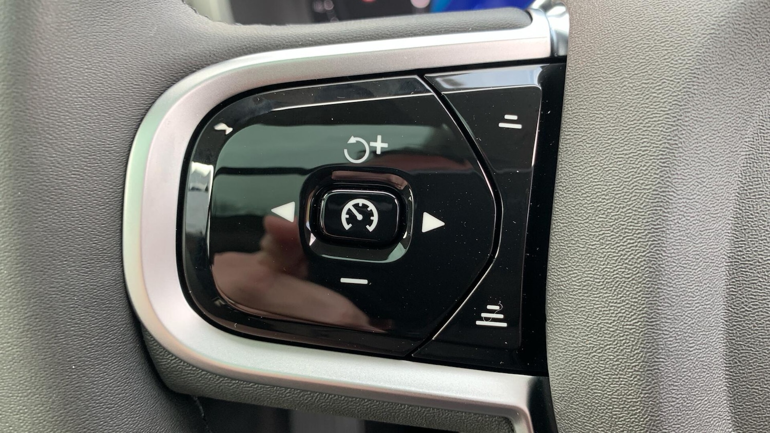 Used Volvo XC90 2026 for sale - 78047086: Photo 21