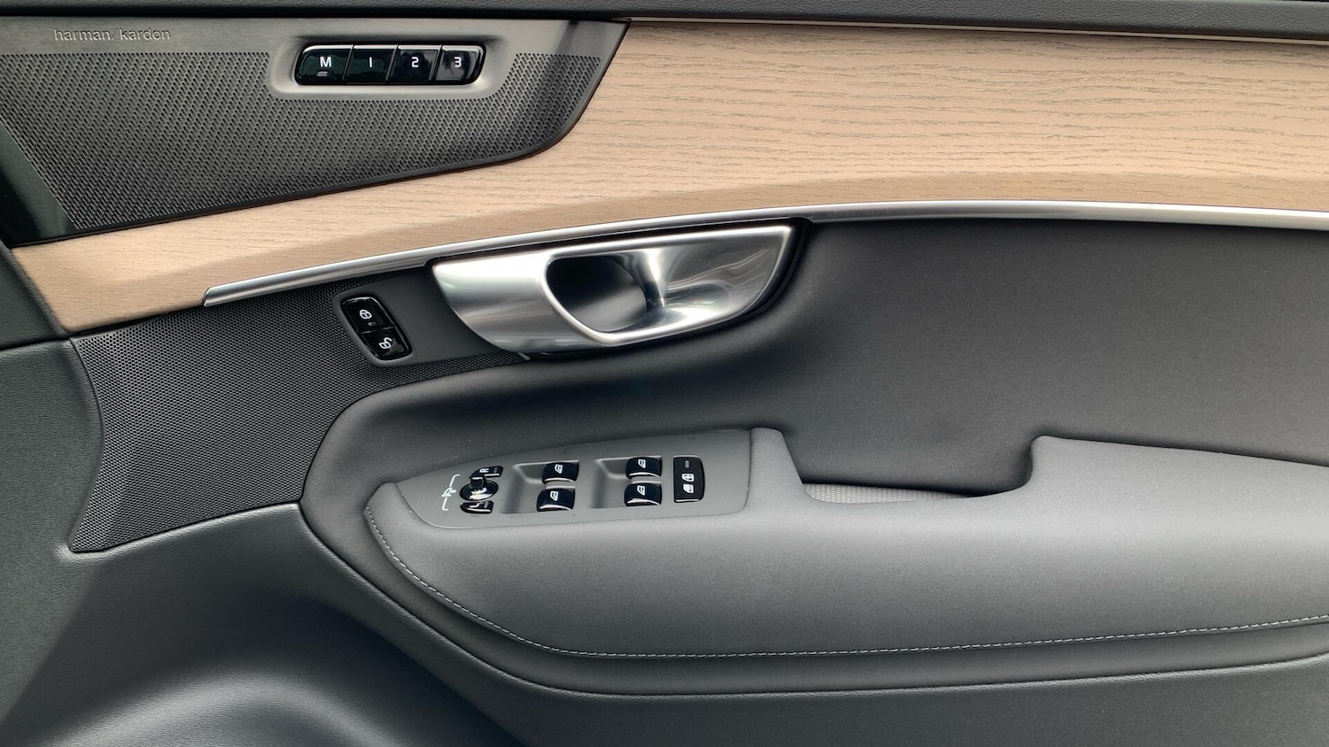 Used Volvo XC90 2026 for sale - 78047086: Photo 29