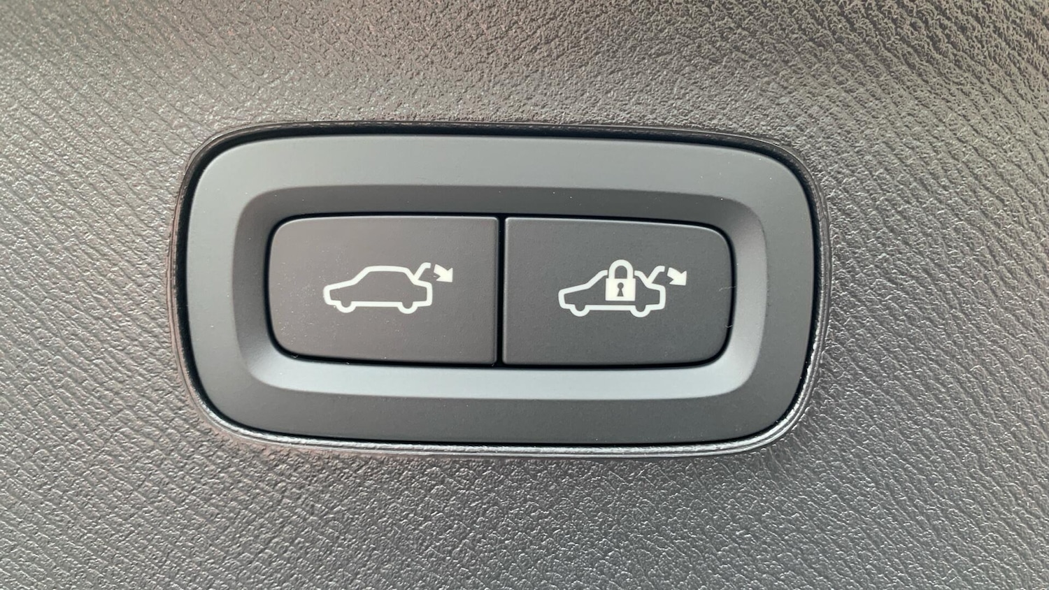 Used Volvo XC90 2026 for sale - 78047086: Photo 35