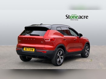 Used Volvo XC40 2021 for sale - 76152775: Photo 2