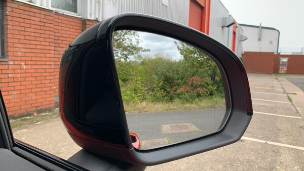 Used Volvo XC40 2021 for sale - 76152775: Photo 32